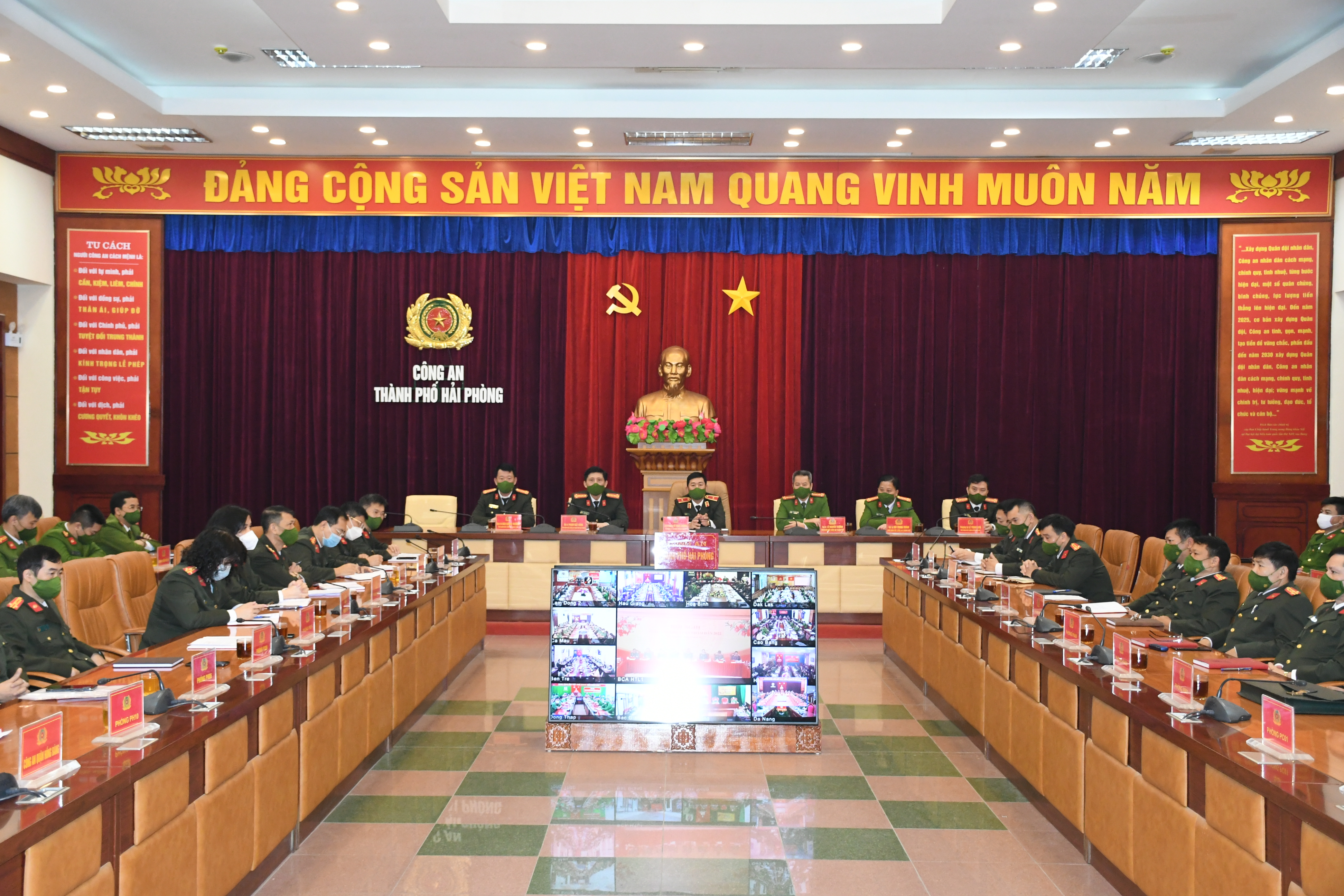 Giao ban trực tuyến đầu Xuân Nhâm Dần 2022